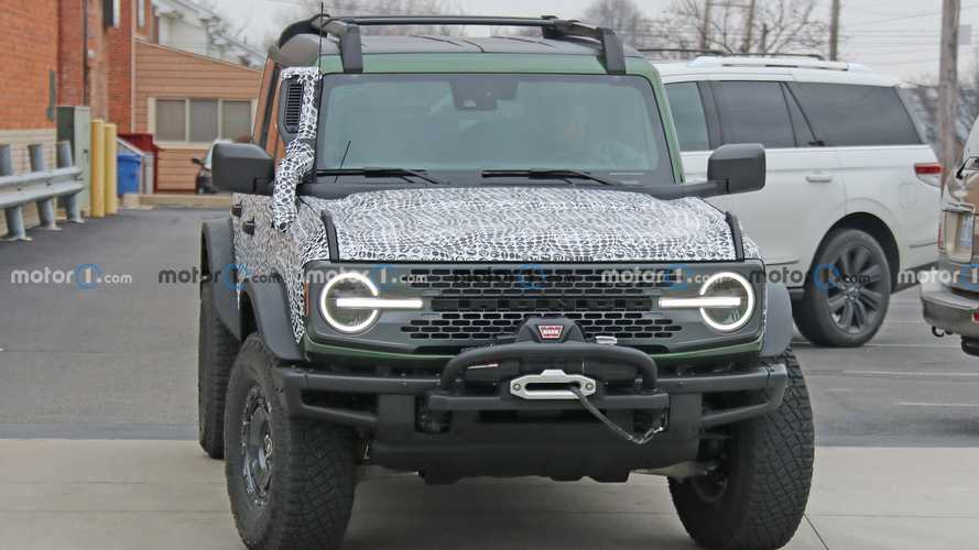 Ford Bronco Everglades Front View Spy Photo